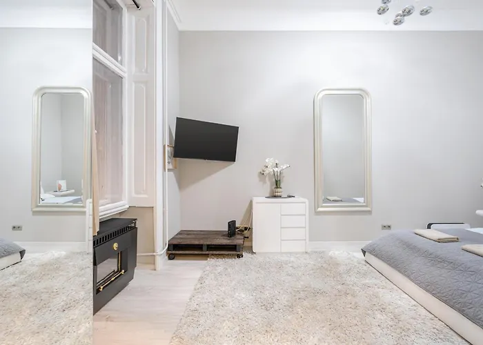 Daire Sea Holly - With Perfect Location 2 Separate Bdrms Budapeşte