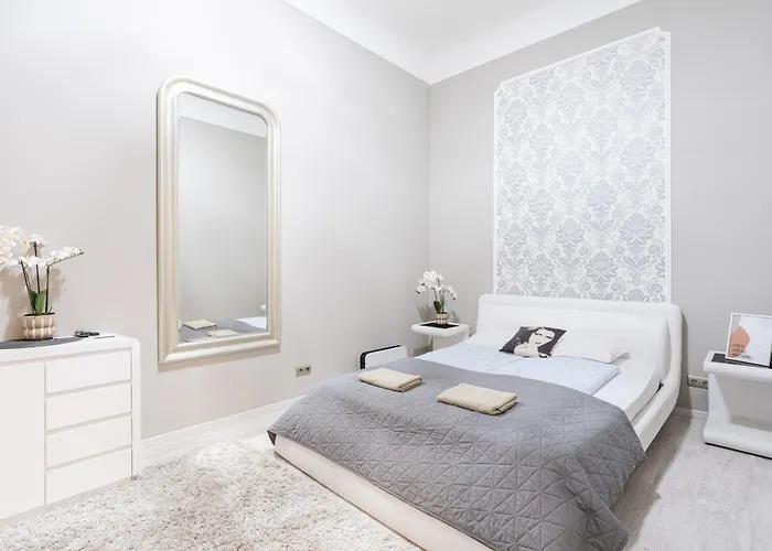 Sea Holly - With Perfect Location 2 Separate Bdrms Daire *