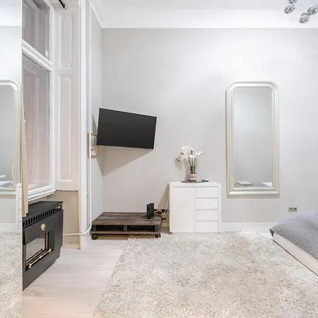 Appartement Sea Holly - With Perfect Location 2 Separate Bdrms Boedapest